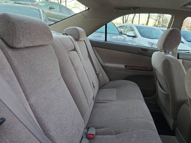 2004 Toyota Camry XLE