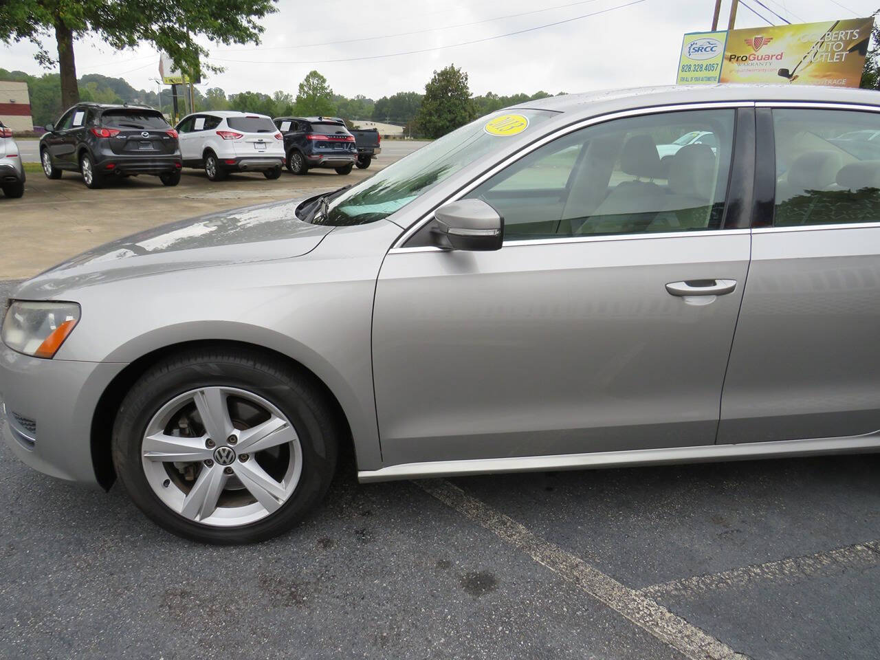 2013 Volkswagen Passat for sale at Colbert's Auto Outlet in Hickory, NC