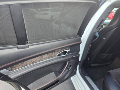 2013 Porsche Panamera GTS