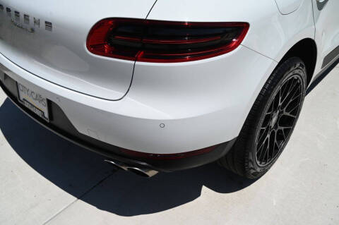 2018 Porsche Macan S