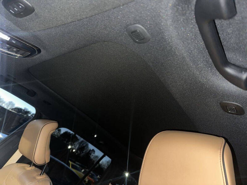 2022 Jeep Grand Cherokee Summit