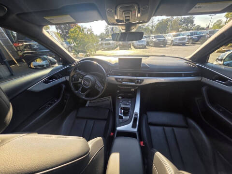 2017 Audi A4 2.0T quattro Premium Plus