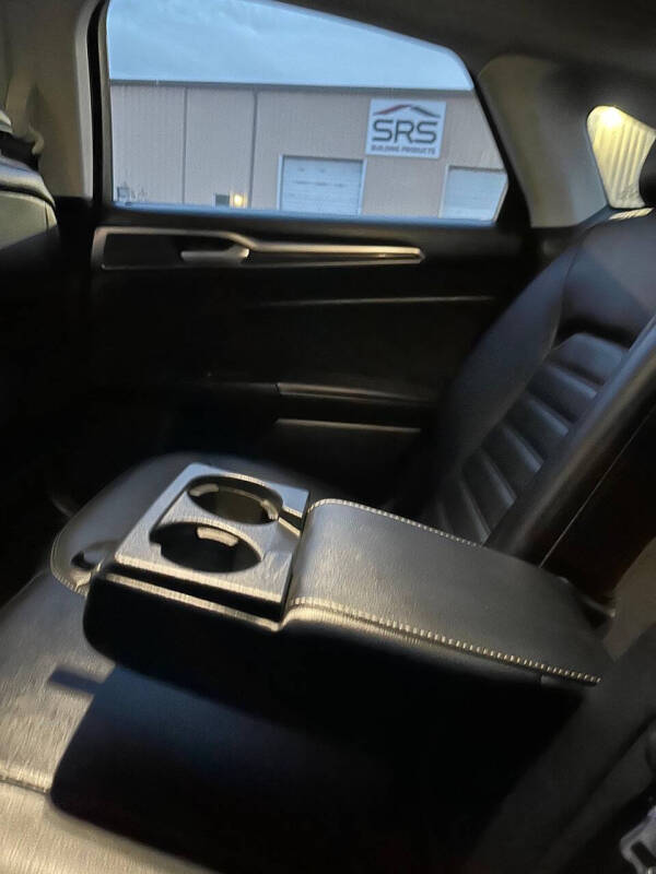 2018 Ford Fusion Hybrid SE