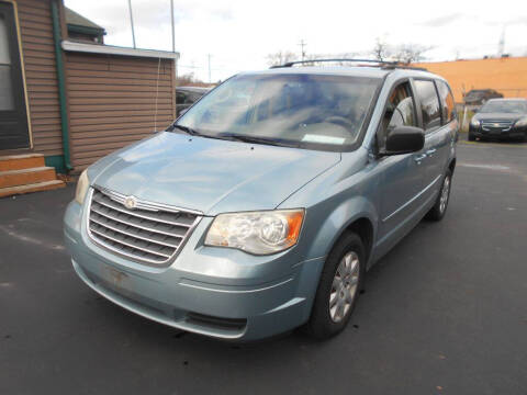 2010 Chrysler Town and Country for sale at MT MORRIS AUTO SALES INC in Mount Morris MI