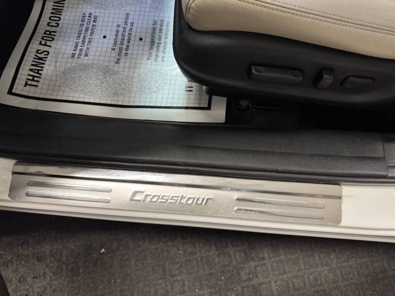 2015 Honda Crosstour EX-L V6 w/Navi