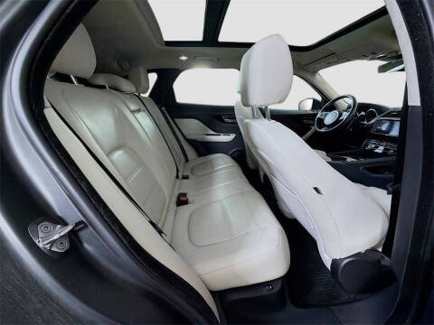 2020 Jaguar F-PACE 25t Prestige