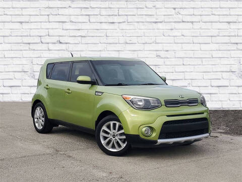 2017 Kia Soul +