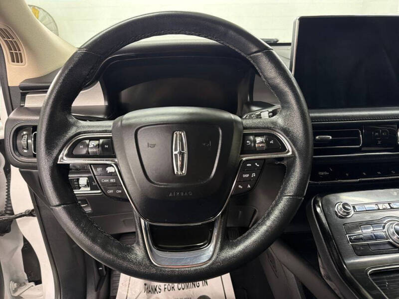 2022 Lincoln Nautilus Standard