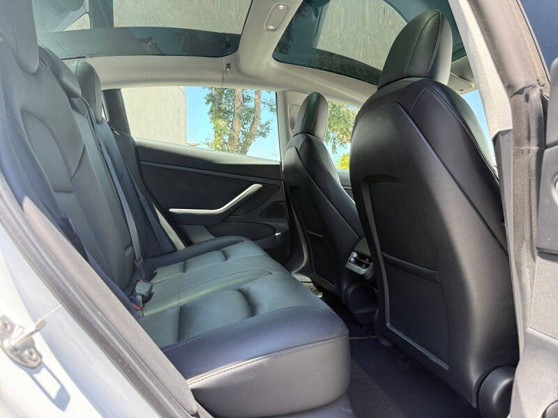 2020 Tesla Model 3 Standard Range Plus