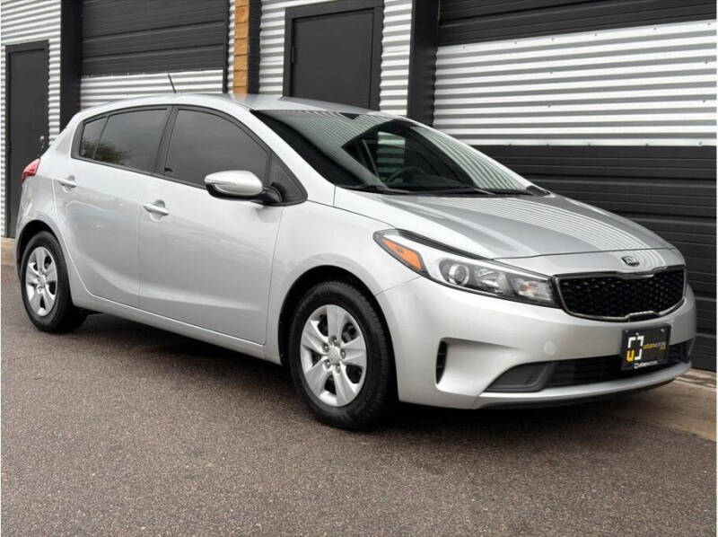 2017 Kia Forte5 LX