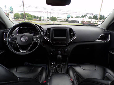 2019 Jeep Cherokee Latitude Plus