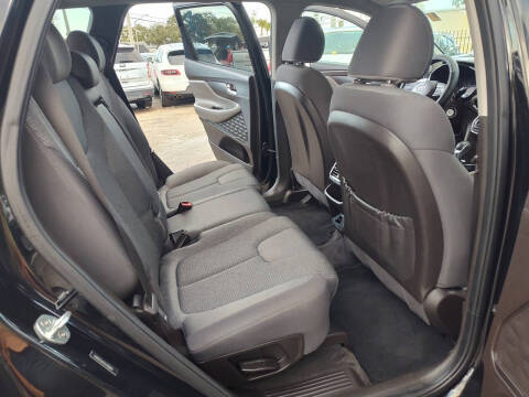 2020 Hyundai Santa Fe SE