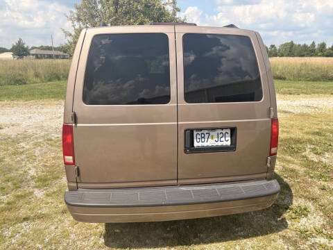 2003 Chevrolet Astro LS