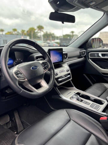 2022 Ford Explorer XLT