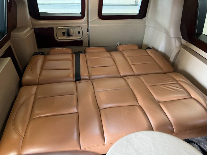 2013 GMC Savana LT 1500