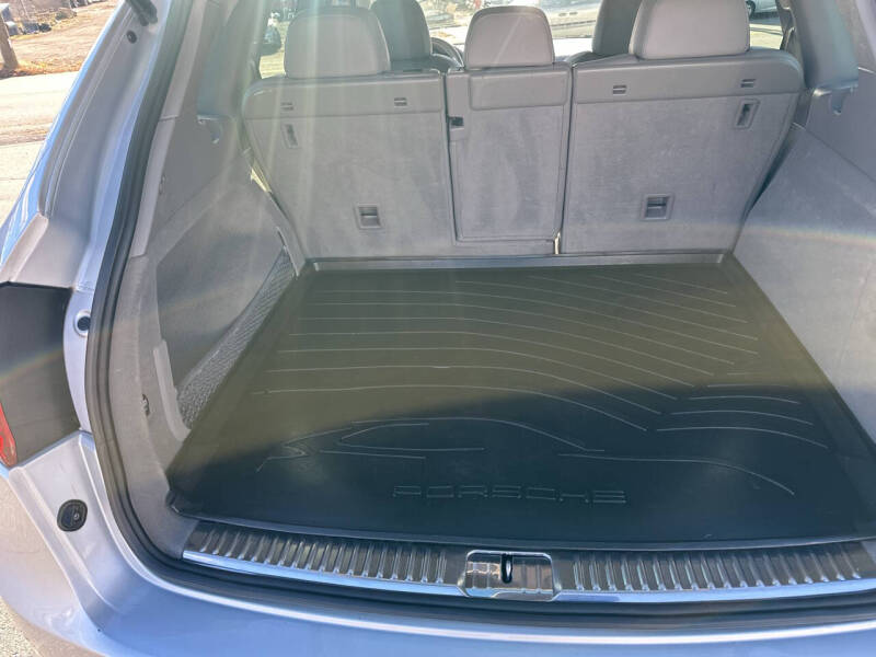 2012 Porsche Cayenne Tiptronic