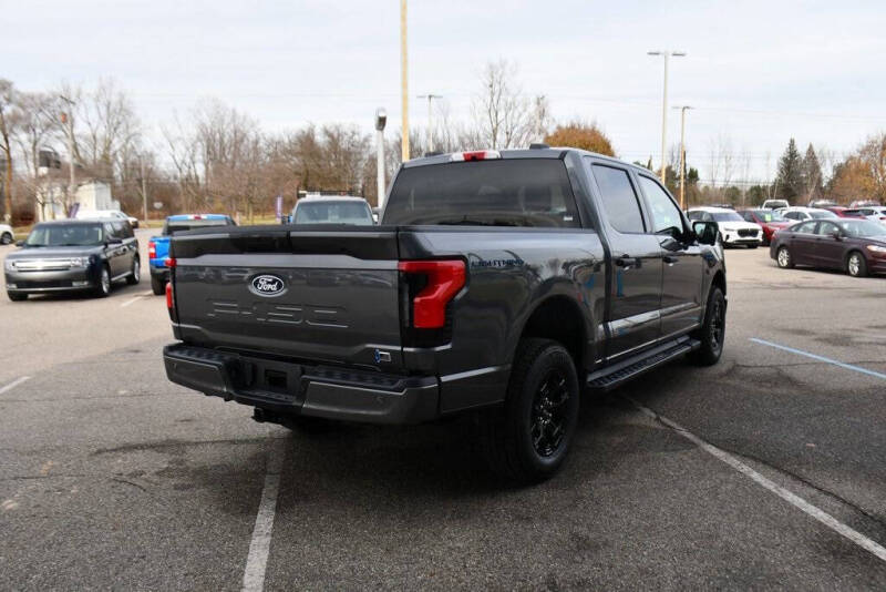 2025 Ford F-150 Lightning XLT