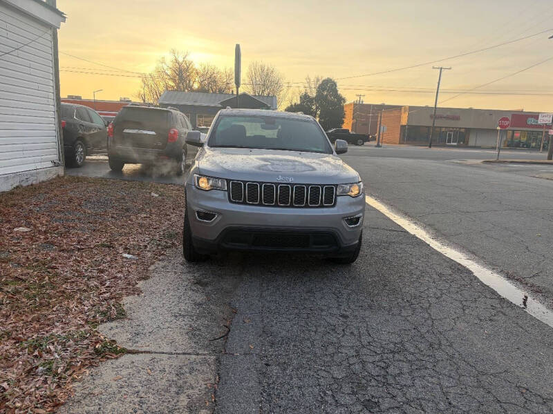 2019 Jeep Grand Cherokee Laredo