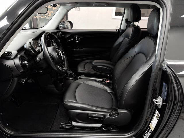 2017 MINI Hardtop 2 Door Cooper