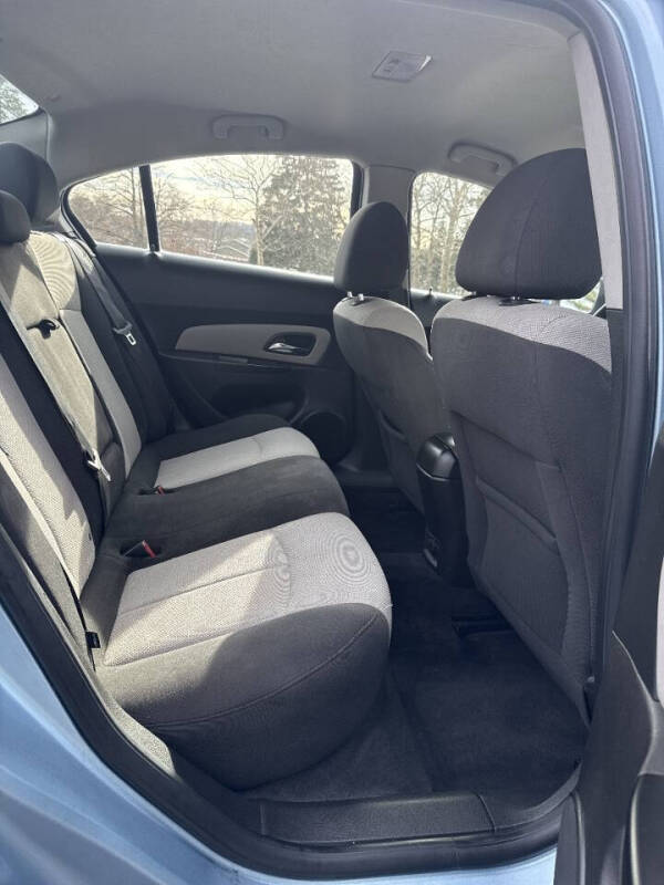 2011 Chevrolet Cruze LS