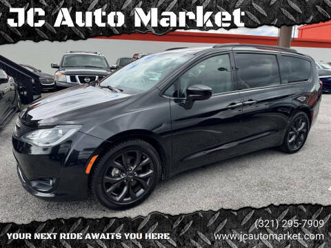 2019 Chrysler Pacifica Touring L Plus