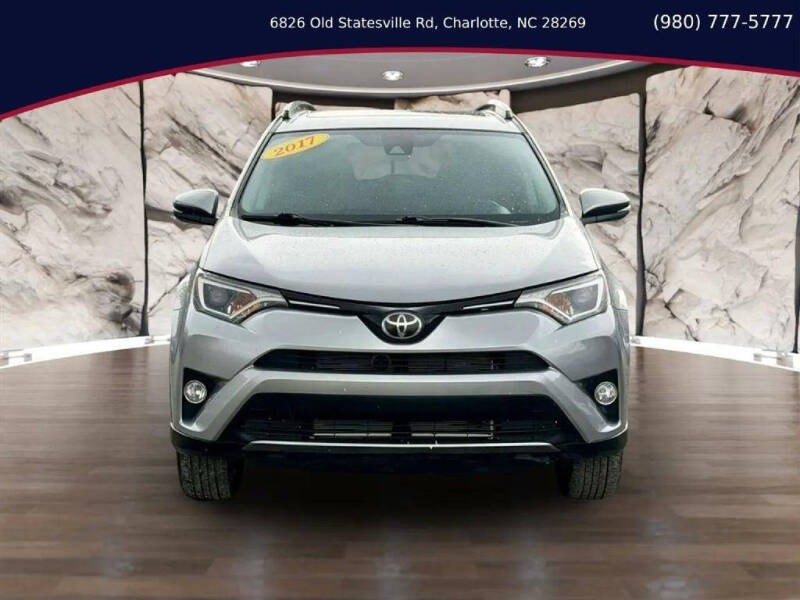 2017 Toyota RAV4 XLE AWD's photo