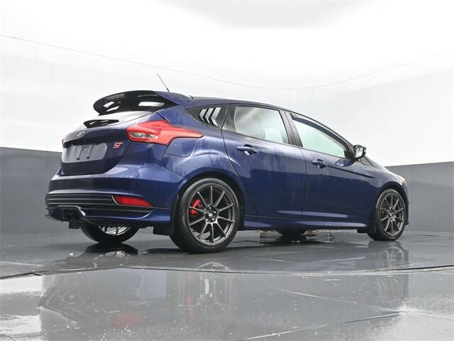 2017 Ford Focus ST