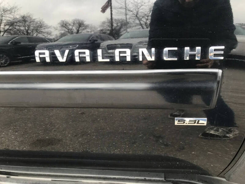 2013 Chevrolet Avalanche LT Black Diamond