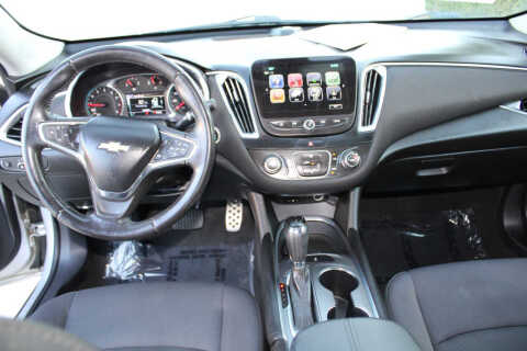 2017 Chevrolet Malibu LT