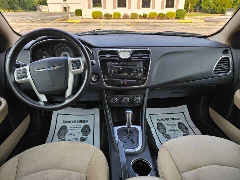 2011 Chrysler 200 Touring