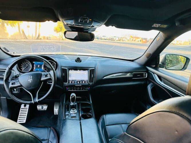 2017 Maserati Levante S