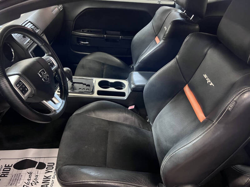2011 Dodge Challenger SRT8 392