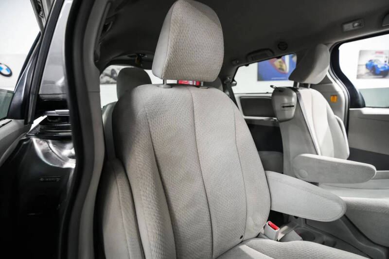 2013 Toyota Sienna