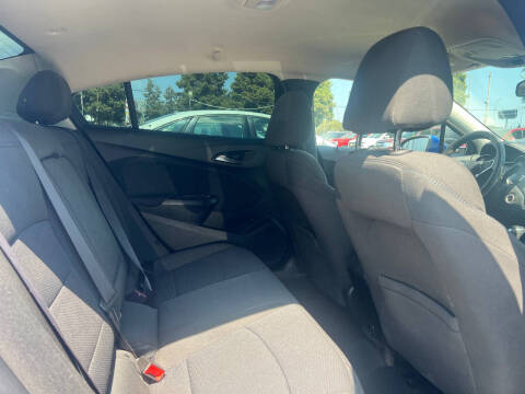 2017 Chevrolet Cruze LT Auto