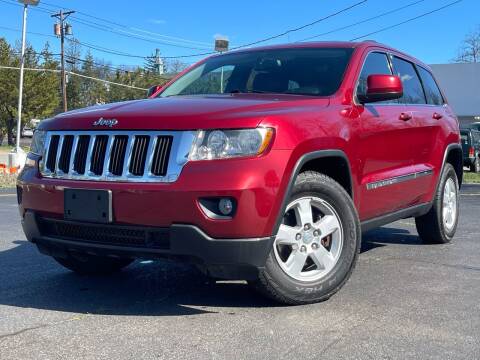 2013 Jeep Grand Cherokee for sale at MAGIC AUTO SALES in Little Ferry NJ