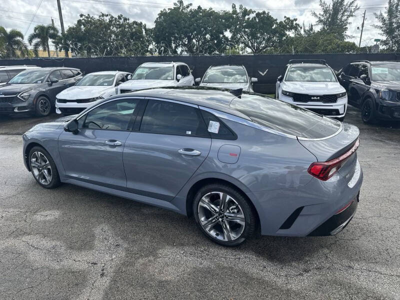 2024 Kia K5 EX