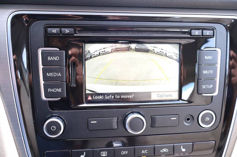 2014 Volkswagen Passat