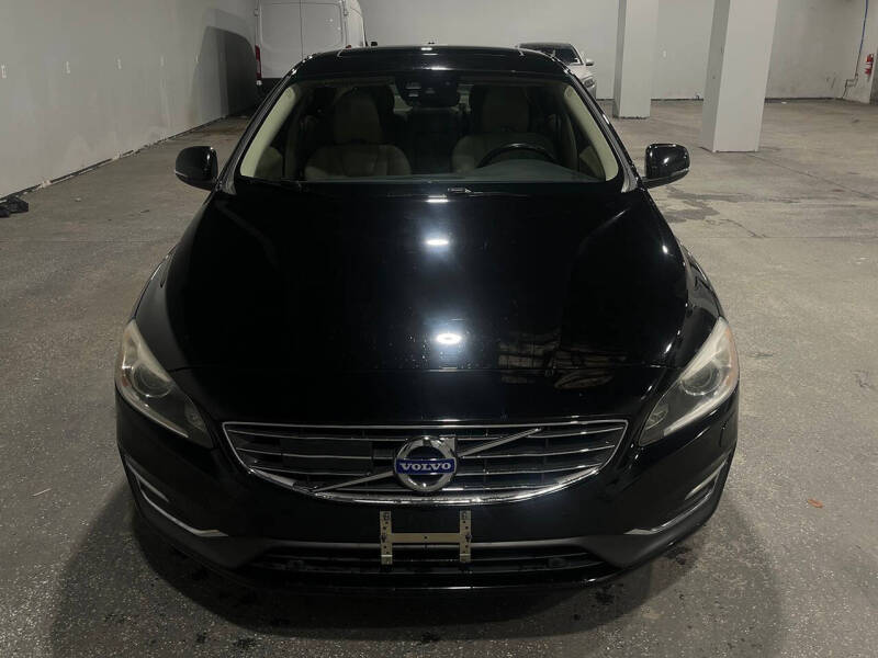 2016 Volvo S60 T5 Drive-E Inscription Platinum