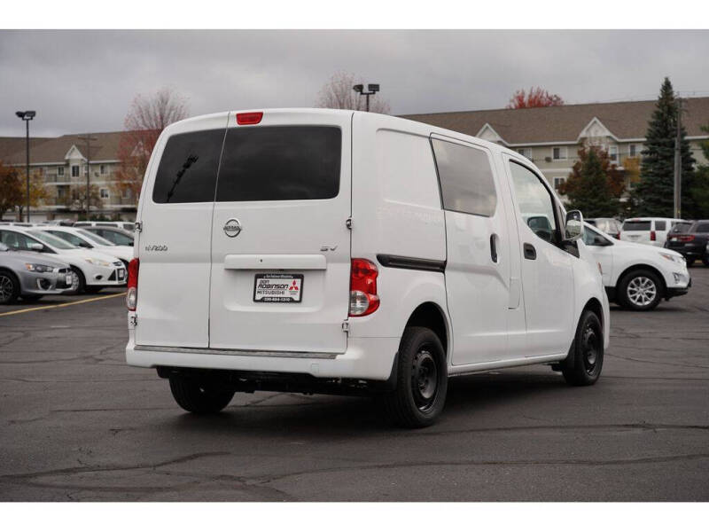 2018 Nissan NV200 SV