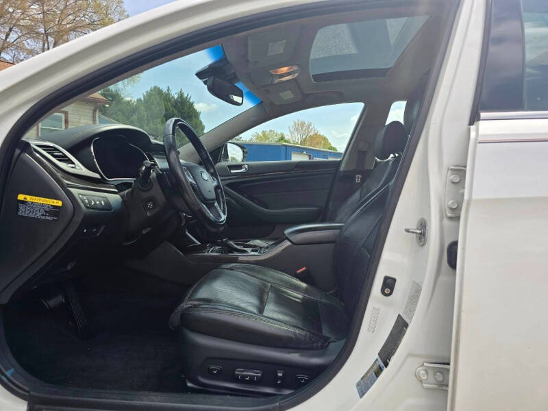 2015 Kia Cadenza Limited