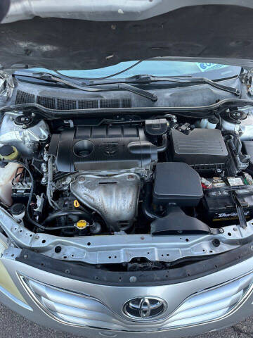 2011 Toyota Camry LE