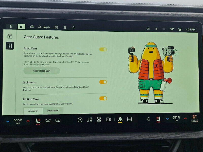2023 Rivian R1S Adventure