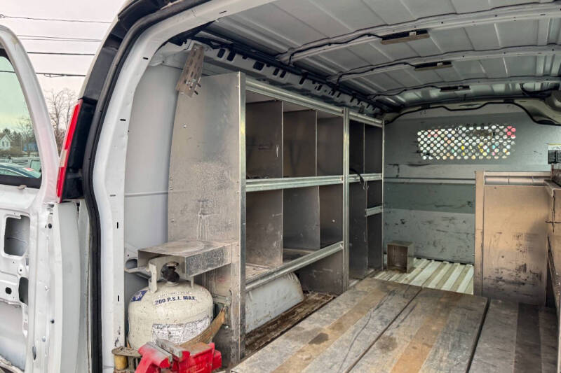 2017 Chevrolet Express 2500