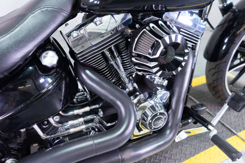 2015 Harley-Davidson Breakout