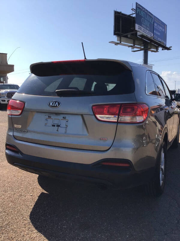 2016 Kia Sorento L