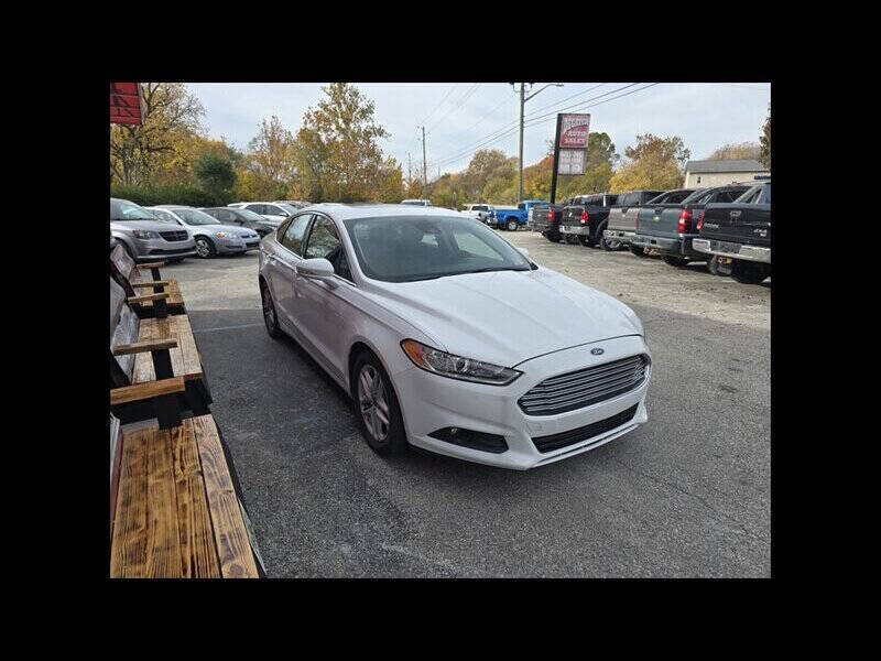 2015 Ford Fusion SE