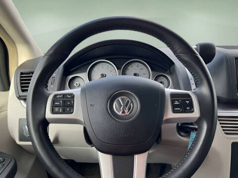 2013 Volkswagen Routan