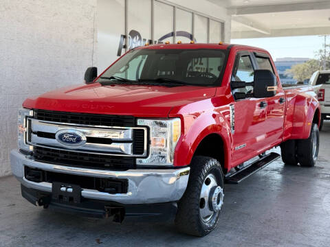 2017 Ford F-350 Super Duty for sale at Powerhouse Automotive in Tampa FL