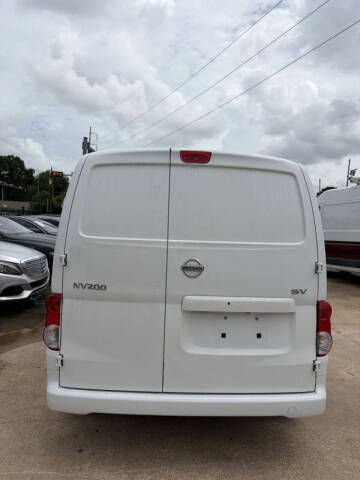 2017 Nissan NV200