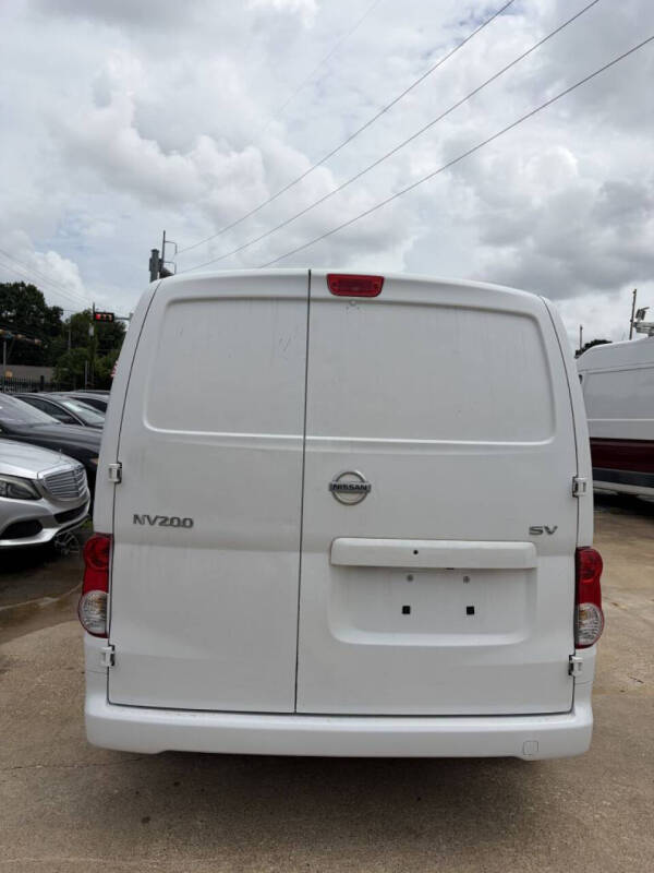 2017 Nissan NV200